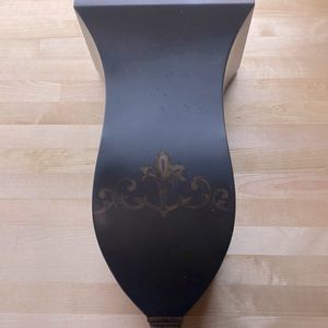 Southern living wall hanging flower holder